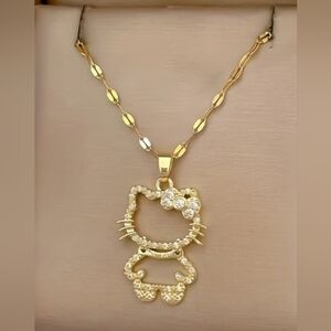 Sparkly Hello Kitty Rhinestone Pendant Necklace Gold  Chain